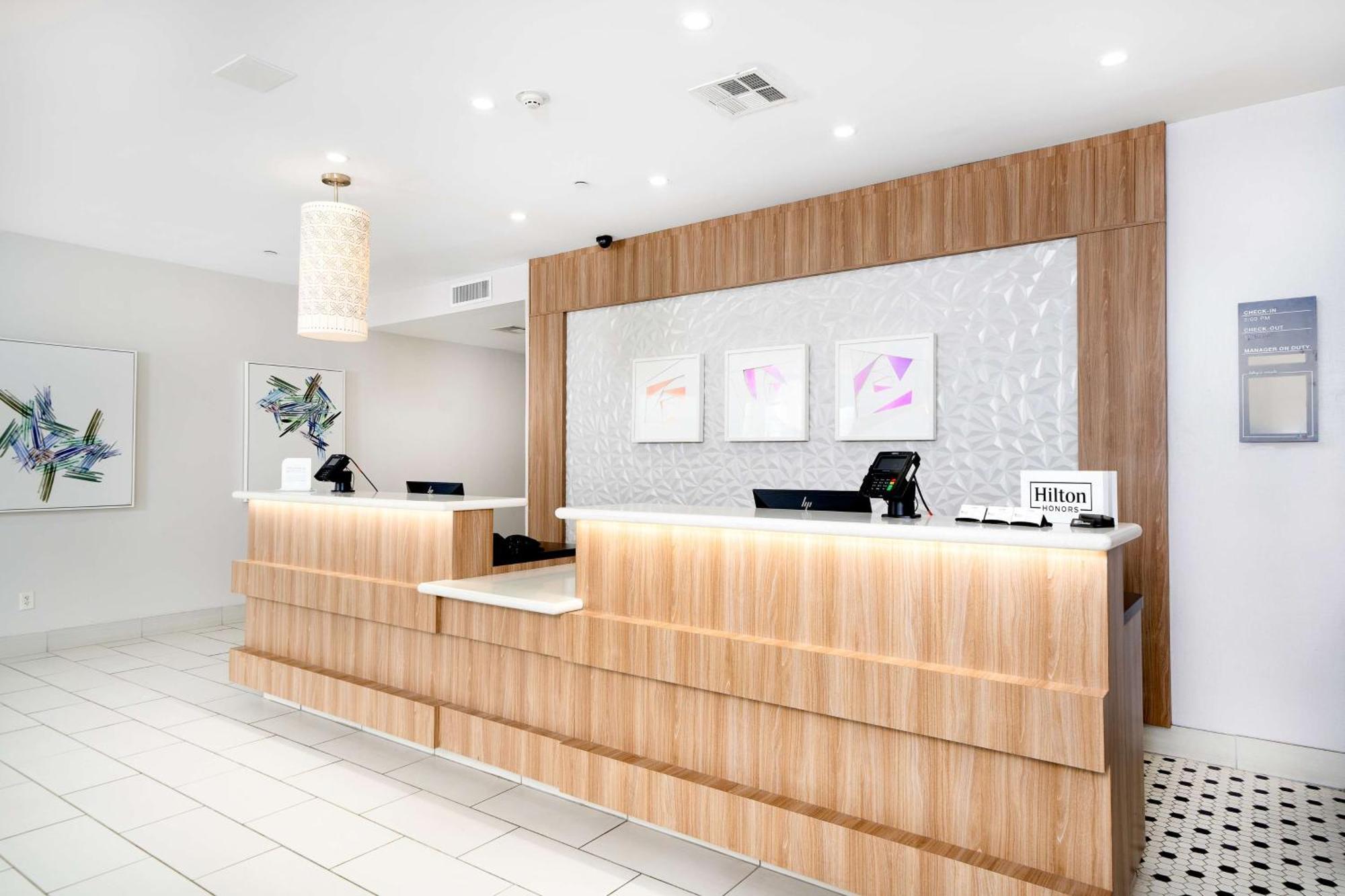 Hilton Garden Inn Houston/Clear Lake Nasa Webster Exterior photo
